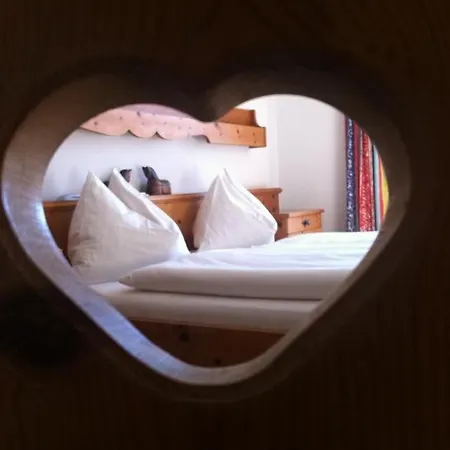 招待所 阿尔弗雷德奇迹旅馆