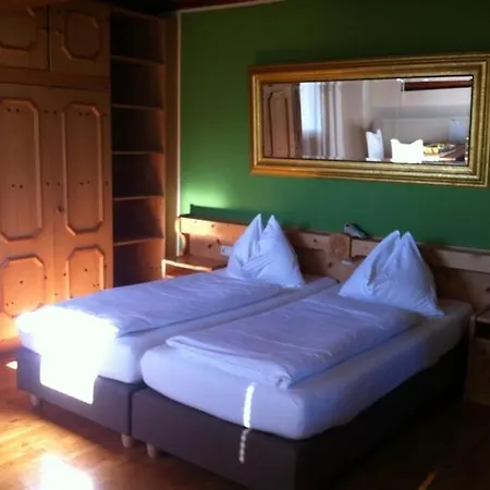 阿尔弗雷德奇迹旅馆 招待所 Pörtschach am Wörthersee