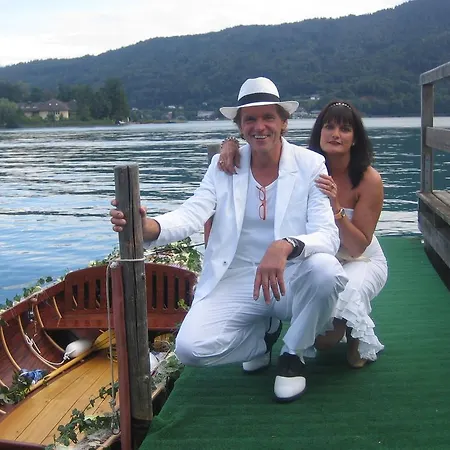 阿尔弗雷德奇迹旅馆 招待所