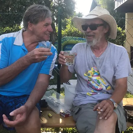 招待所 阿尔弗雷德奇迹旅馆 Pörtschach am Wörthersee