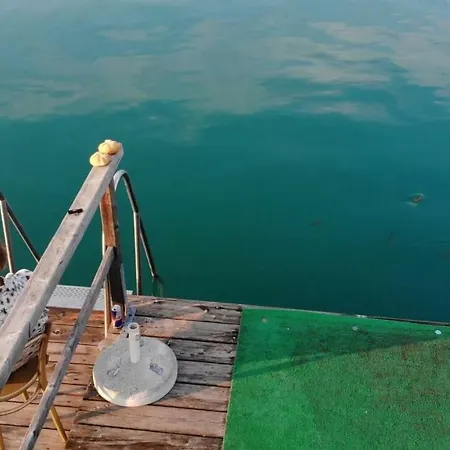 阿尔弗雷德奇迹旅馆 3*